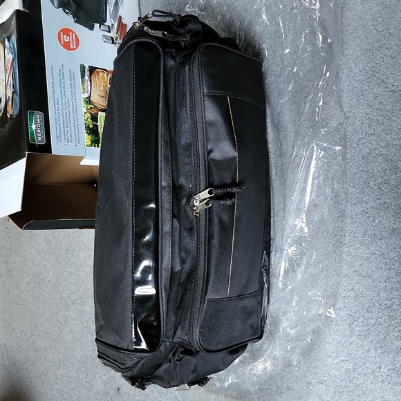 Meridian Point 12 Piece BBQ Set with Cooler bag. New in Original packaging. - Picture 7 of 8